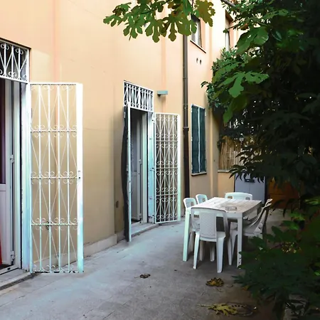 Casavostra 2 Bed & Breakfast *