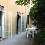 Casavostra 2 Bed & Breakfast *